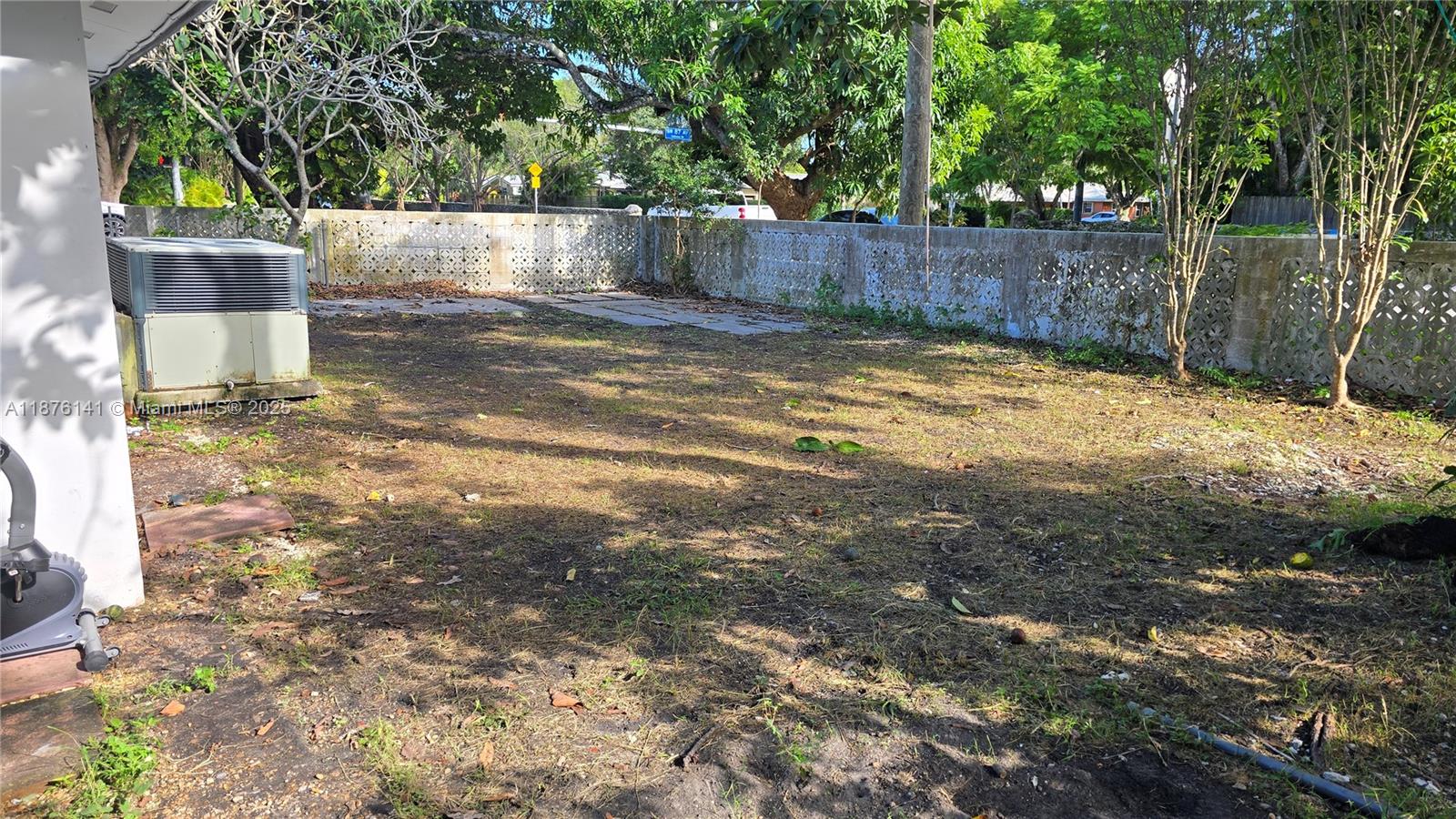 LAUREL HILL PARK - Residential Lease