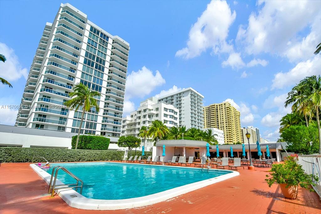 THE RIVIERA CONDO - Residential Lease