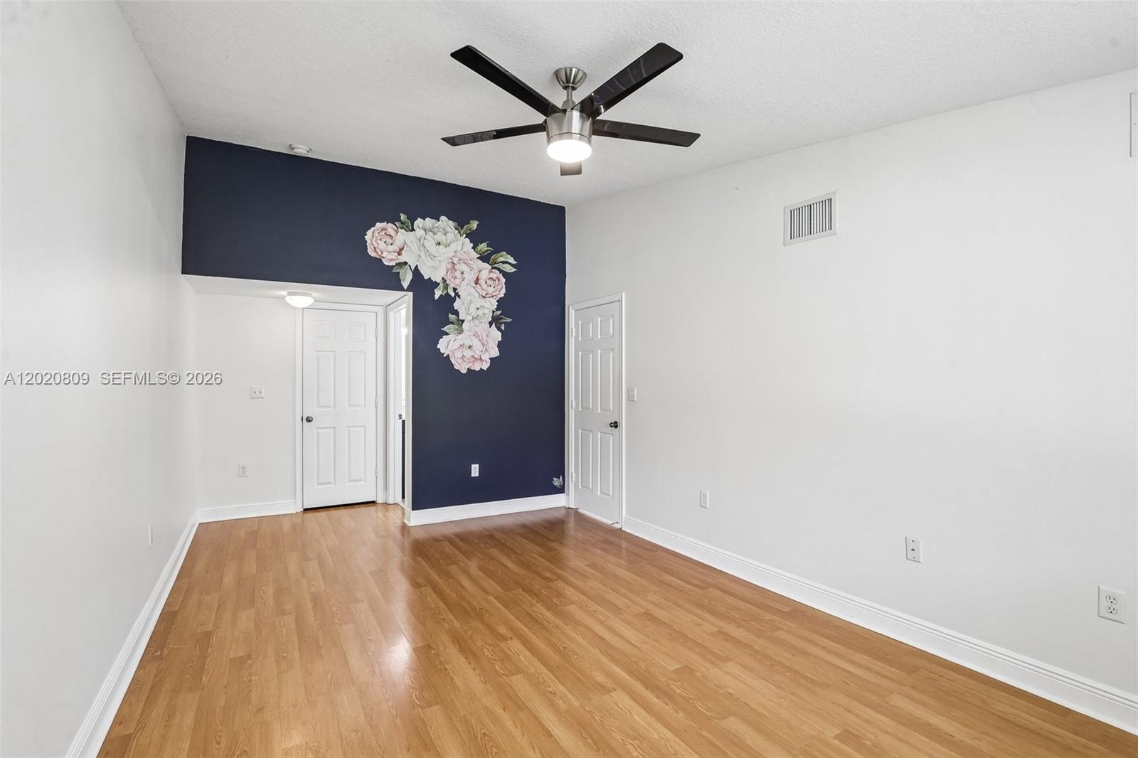 JASMINE LAKES II CONDO - Residential