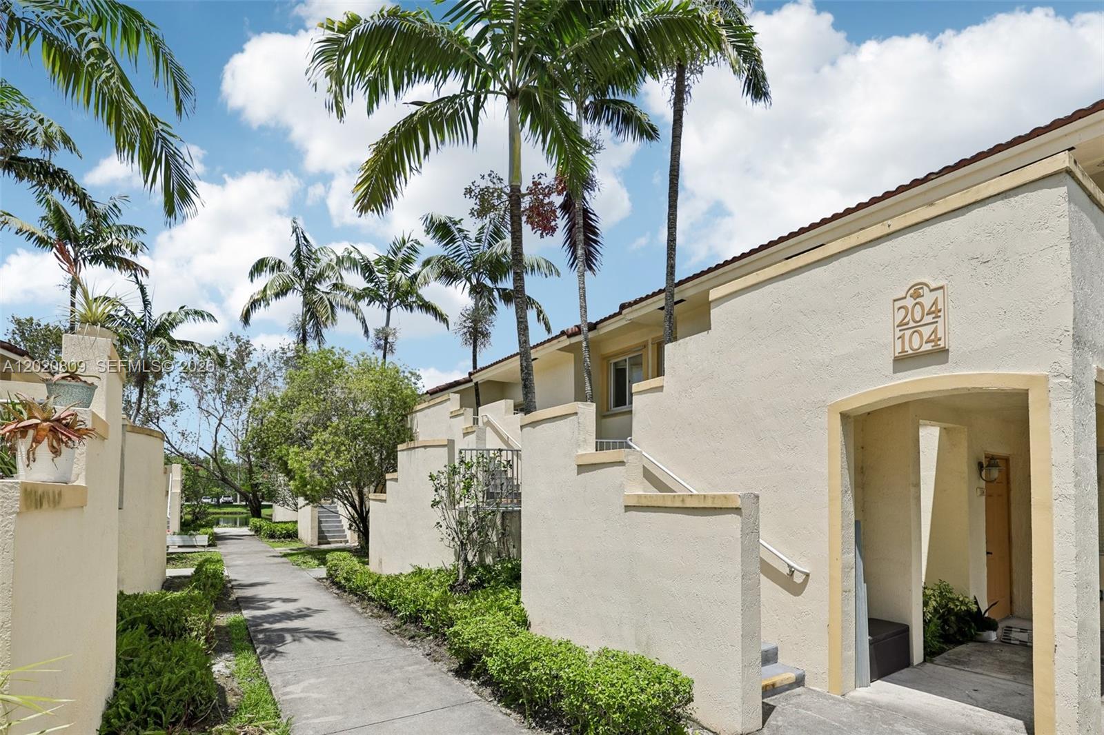 JASMINE LAKES II CONDO - Residential