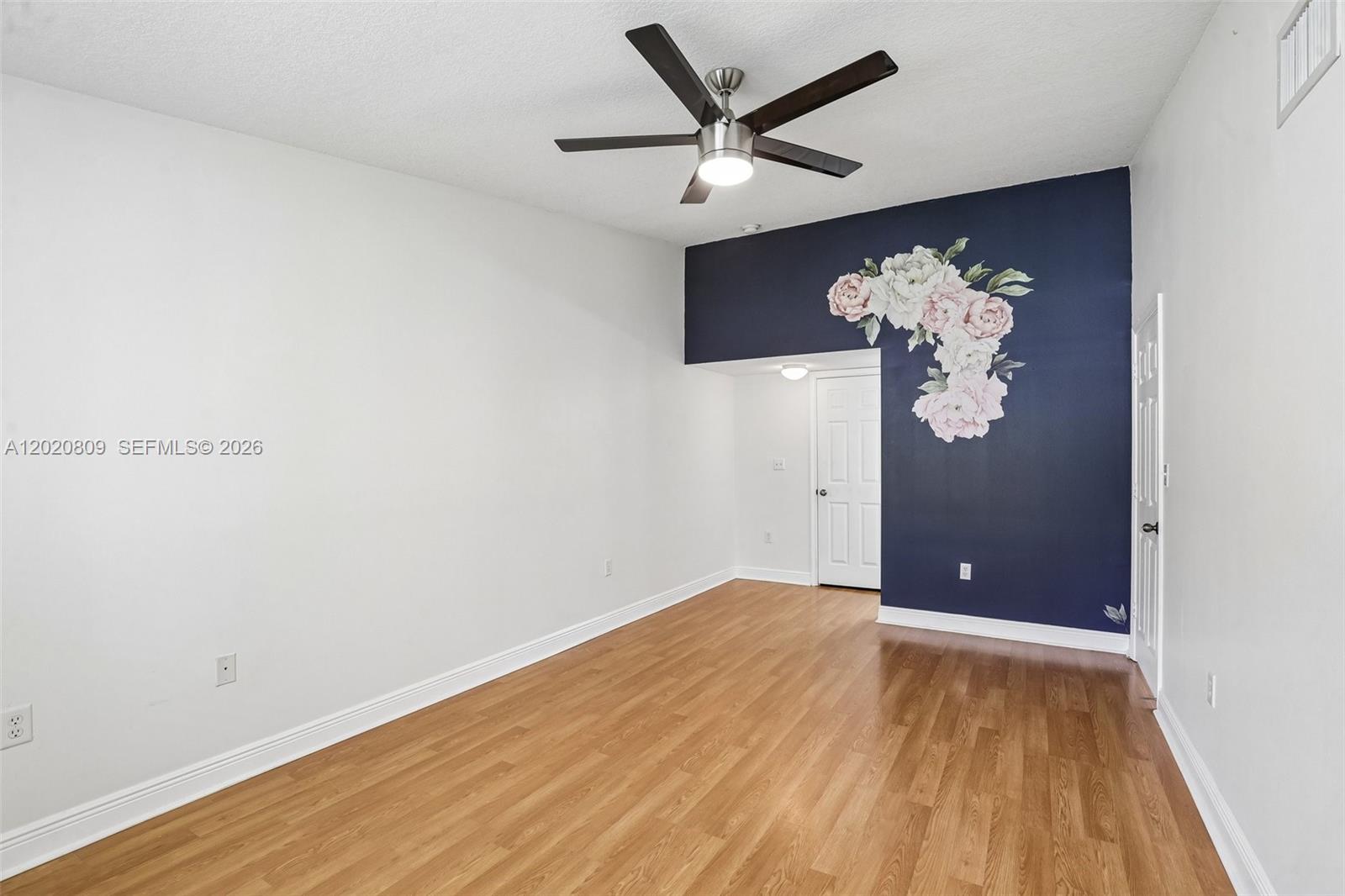 JASMINE LAKES II CONDO - Residential