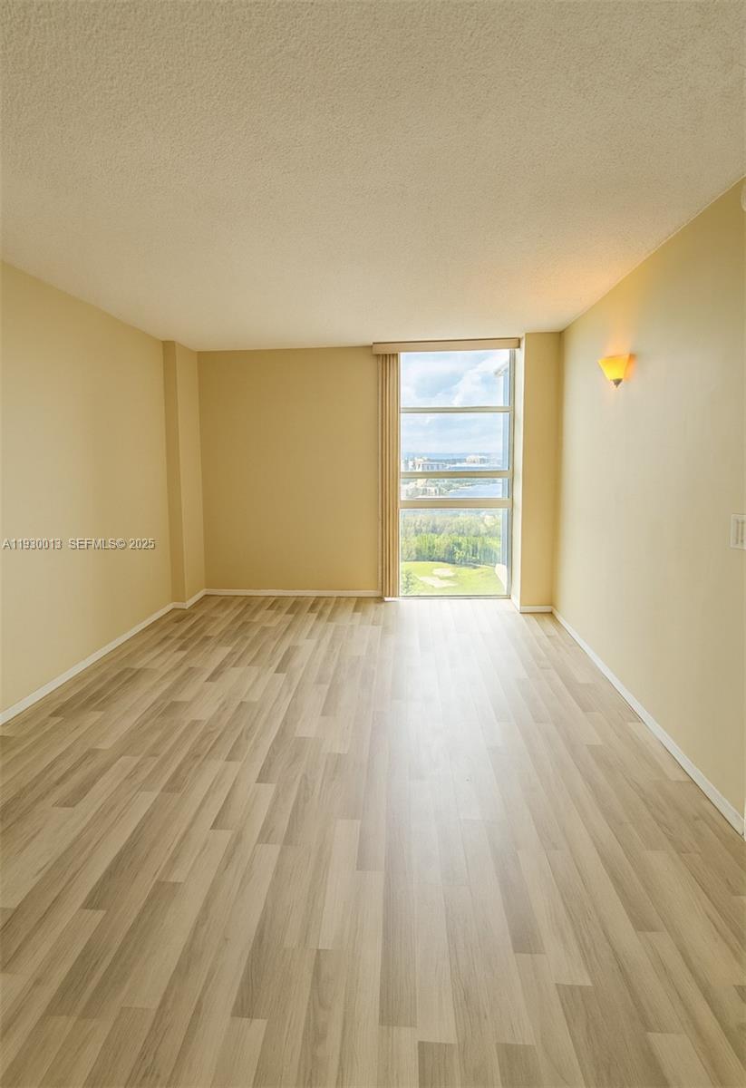 CORONADO CONDO- TOWER II - Residential