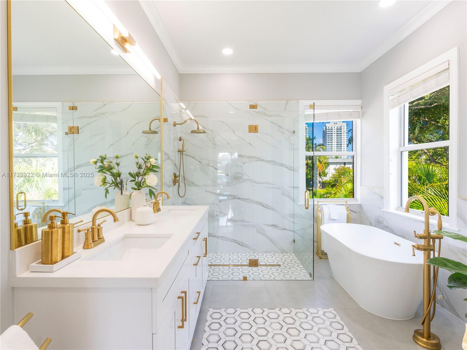 BELLE MEADE ISLAND - Residential