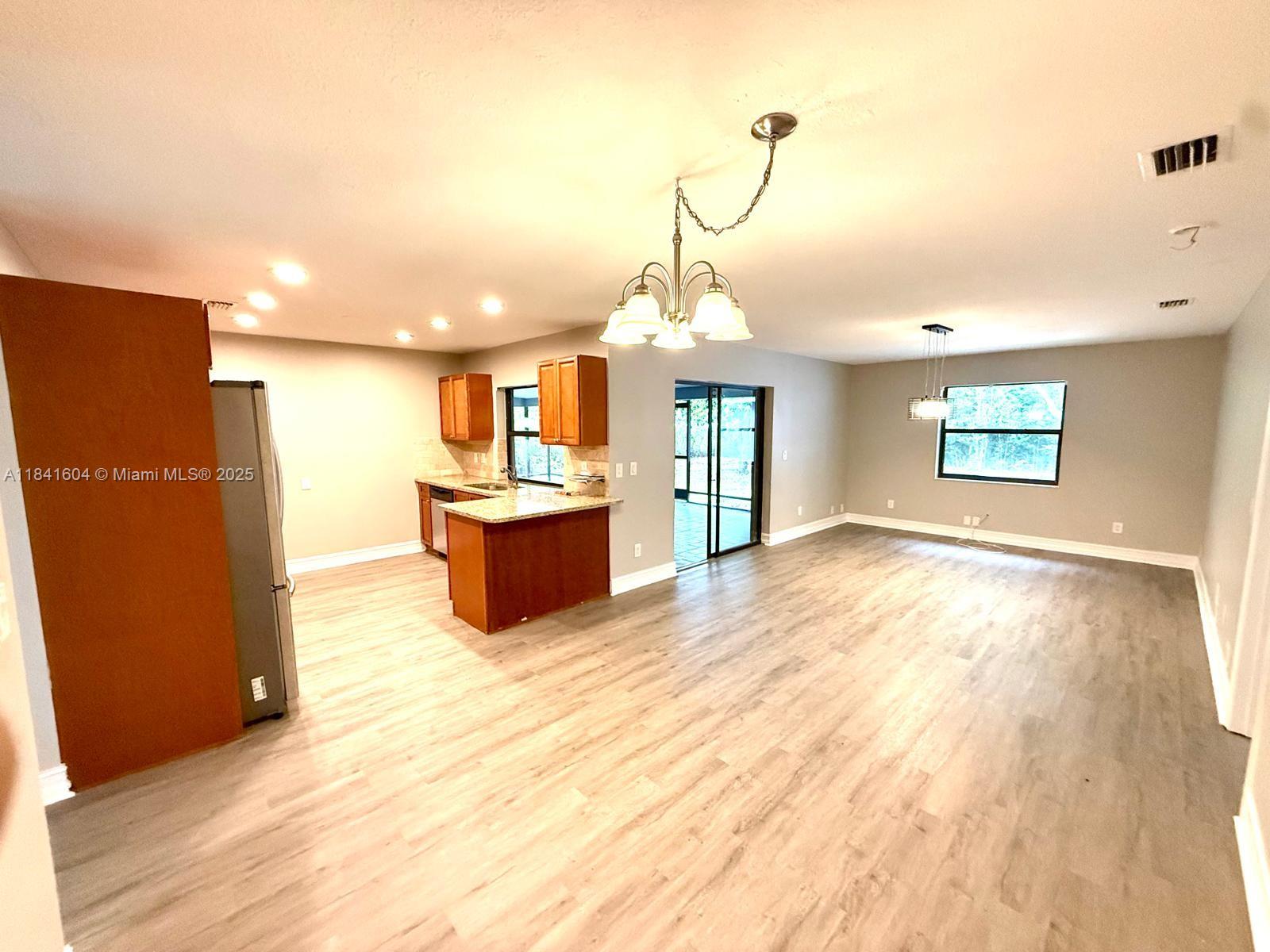 PORT ST LUCIE SECTION 13 - Residential