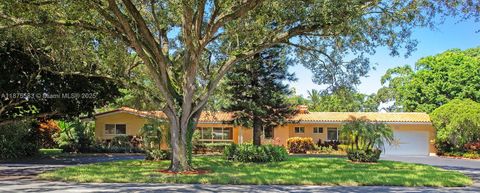 Photo of 131 SW 59th Ave, Plantation, FL 33317 (MLS # A11875583)