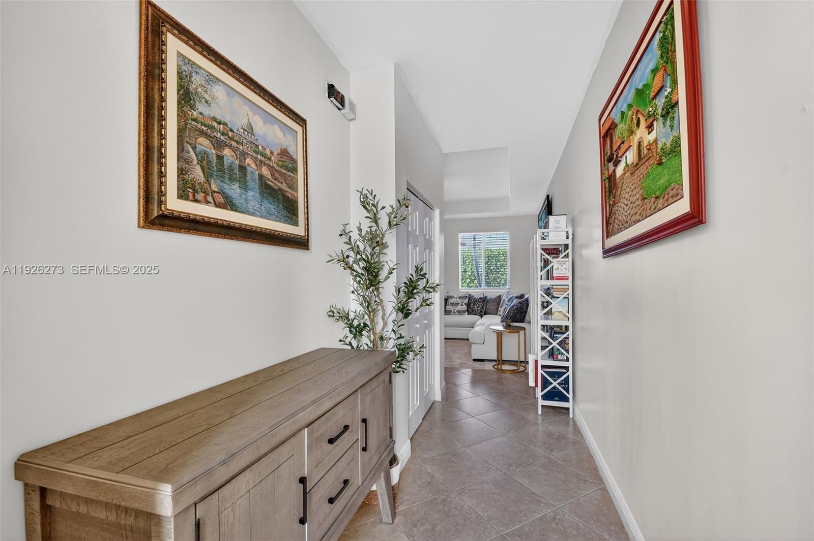 View photos, virtual tours, details... 418 N Federal Hwy 26