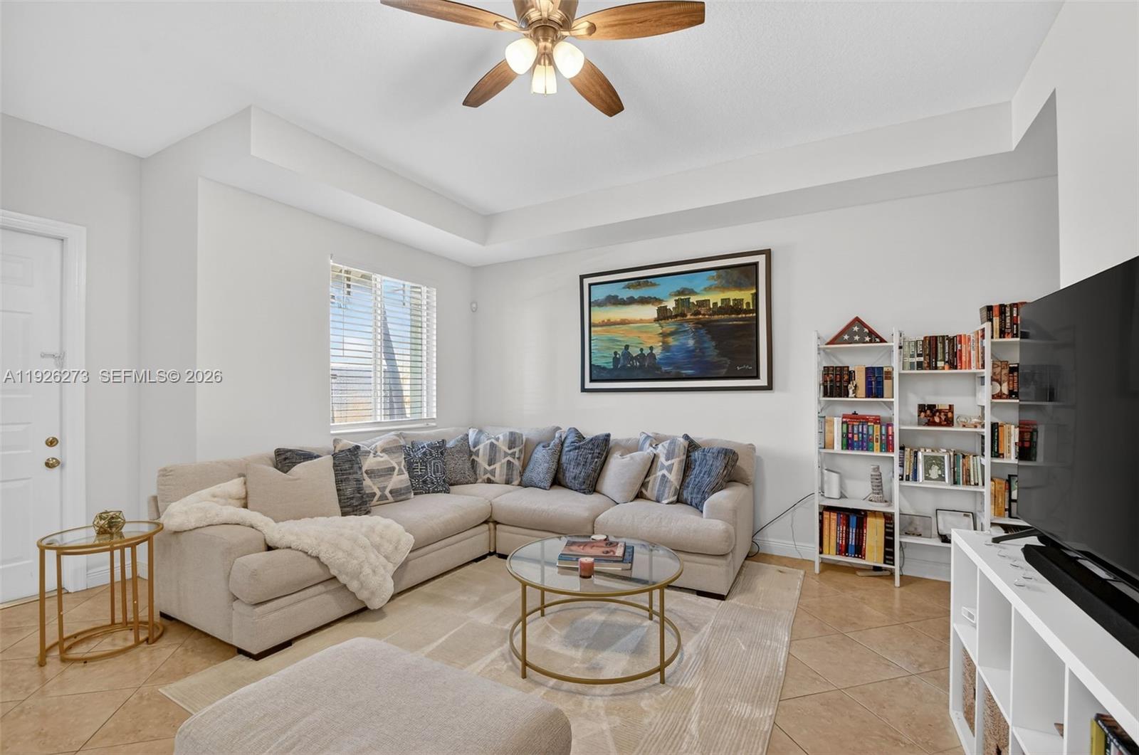 PARROT COVE - Residential