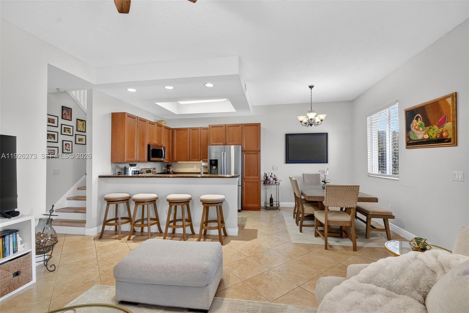 PARROT COVE - Residential