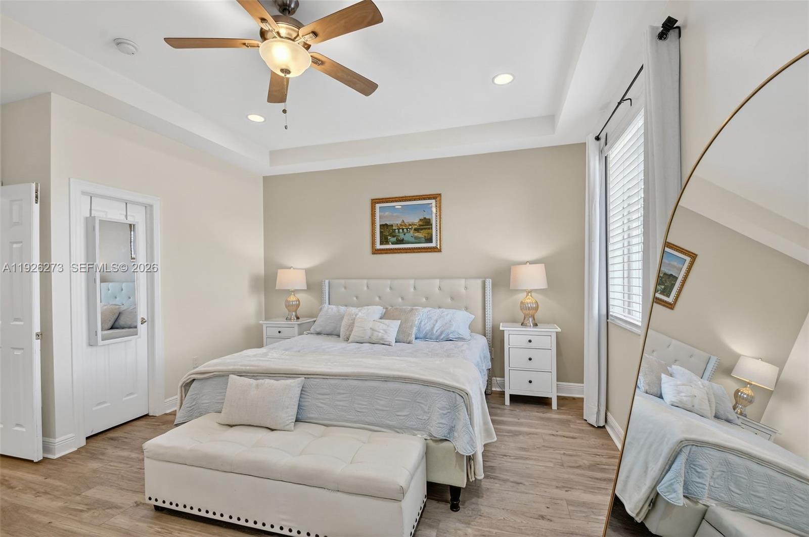 PARROT COVE - Residential