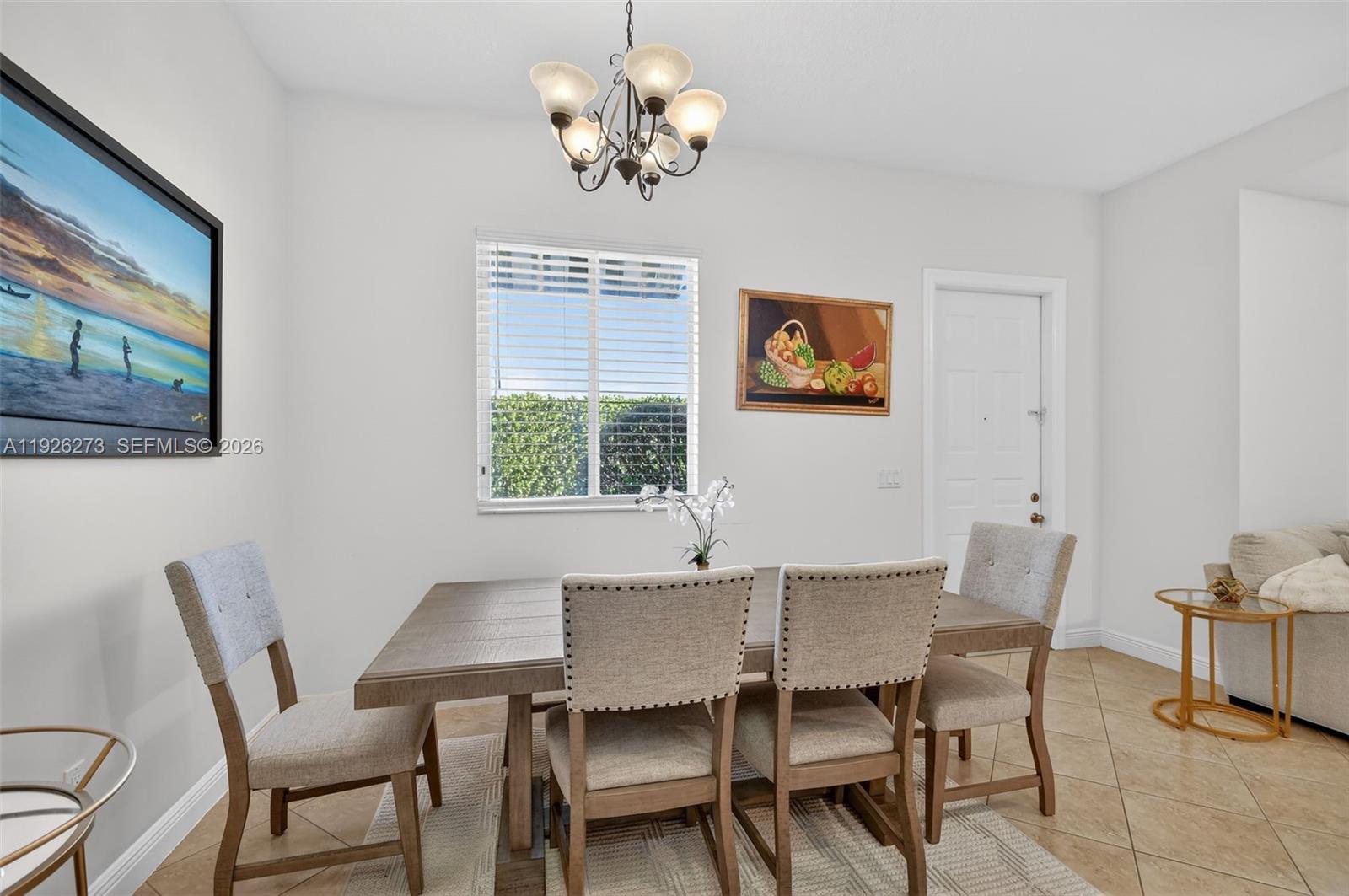 PARROT COVE - Residential