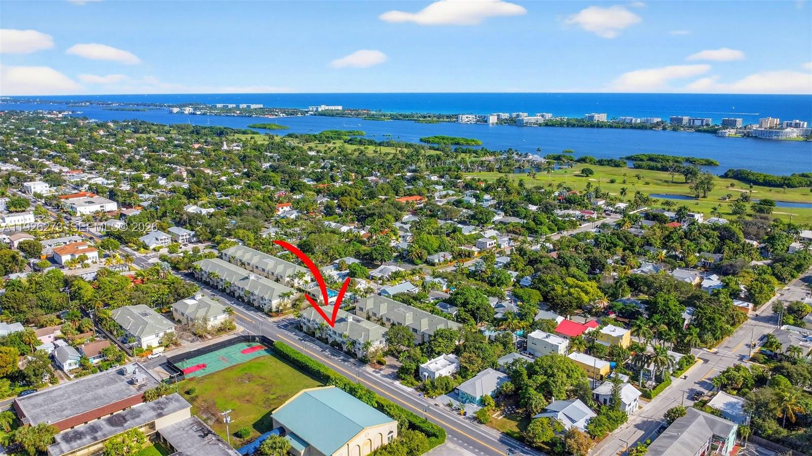 PARROT COVE - Residential