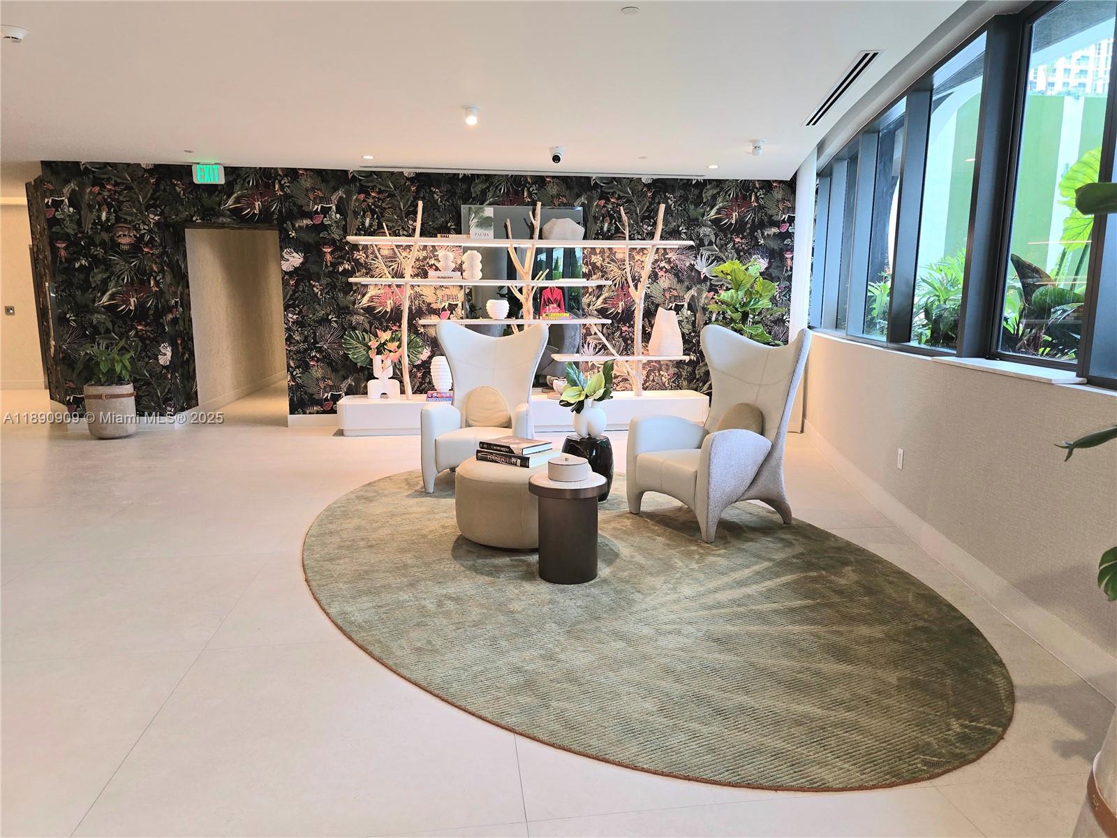 ARIA RESERVE - Residential Lease