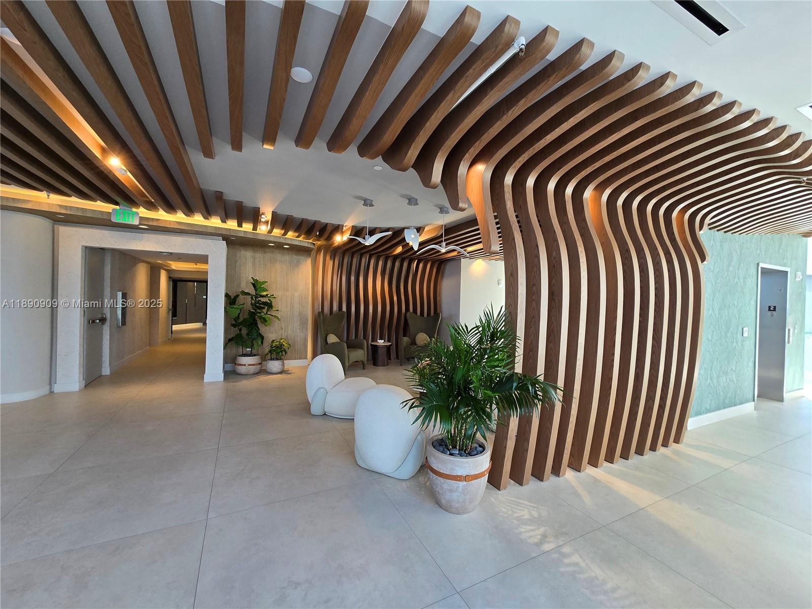ARIA RESERVE - Residential Lease