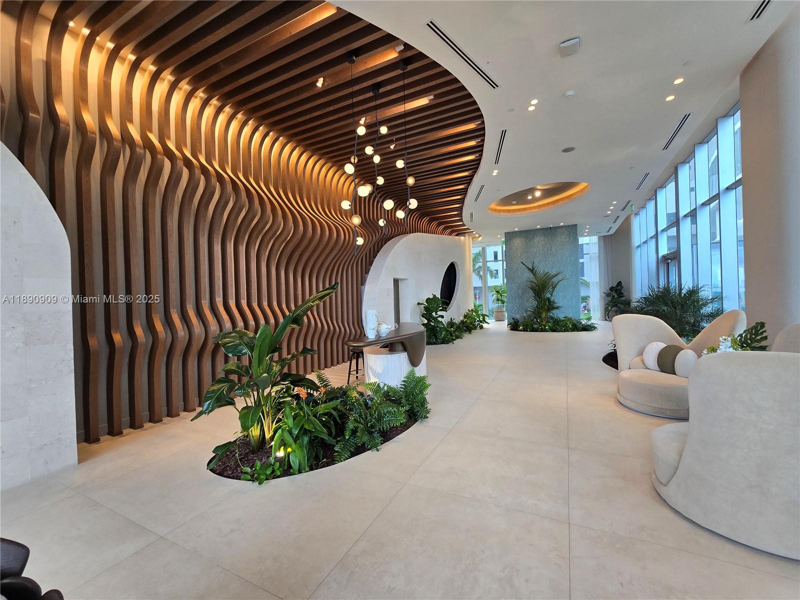 ARIA RESERVE - Residential Lease