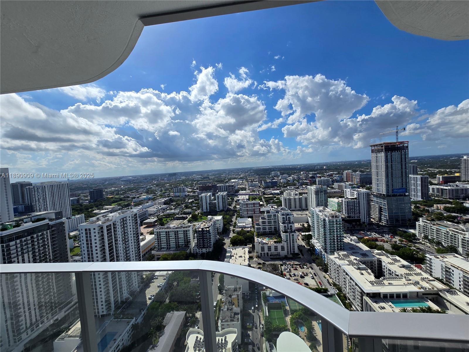 ARIA RESERVE - Residential Lease