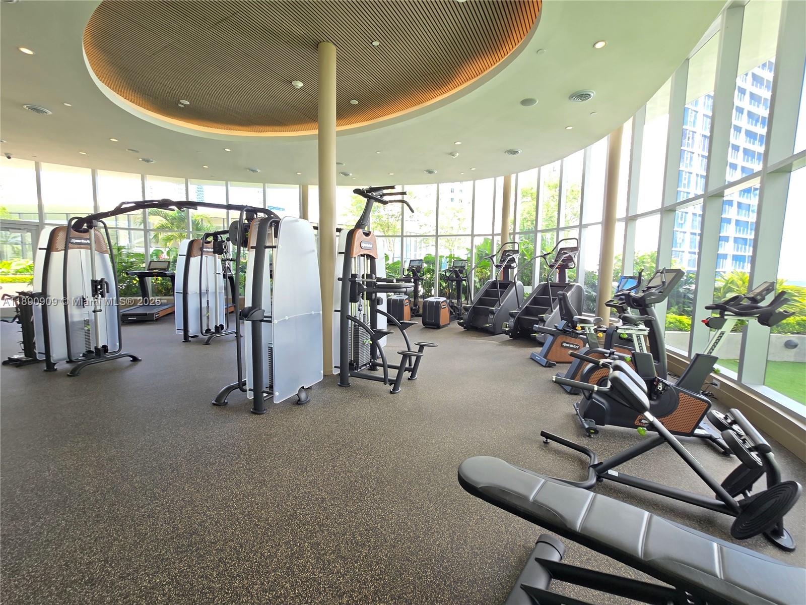 ARIA RESERVE - Residential Lease