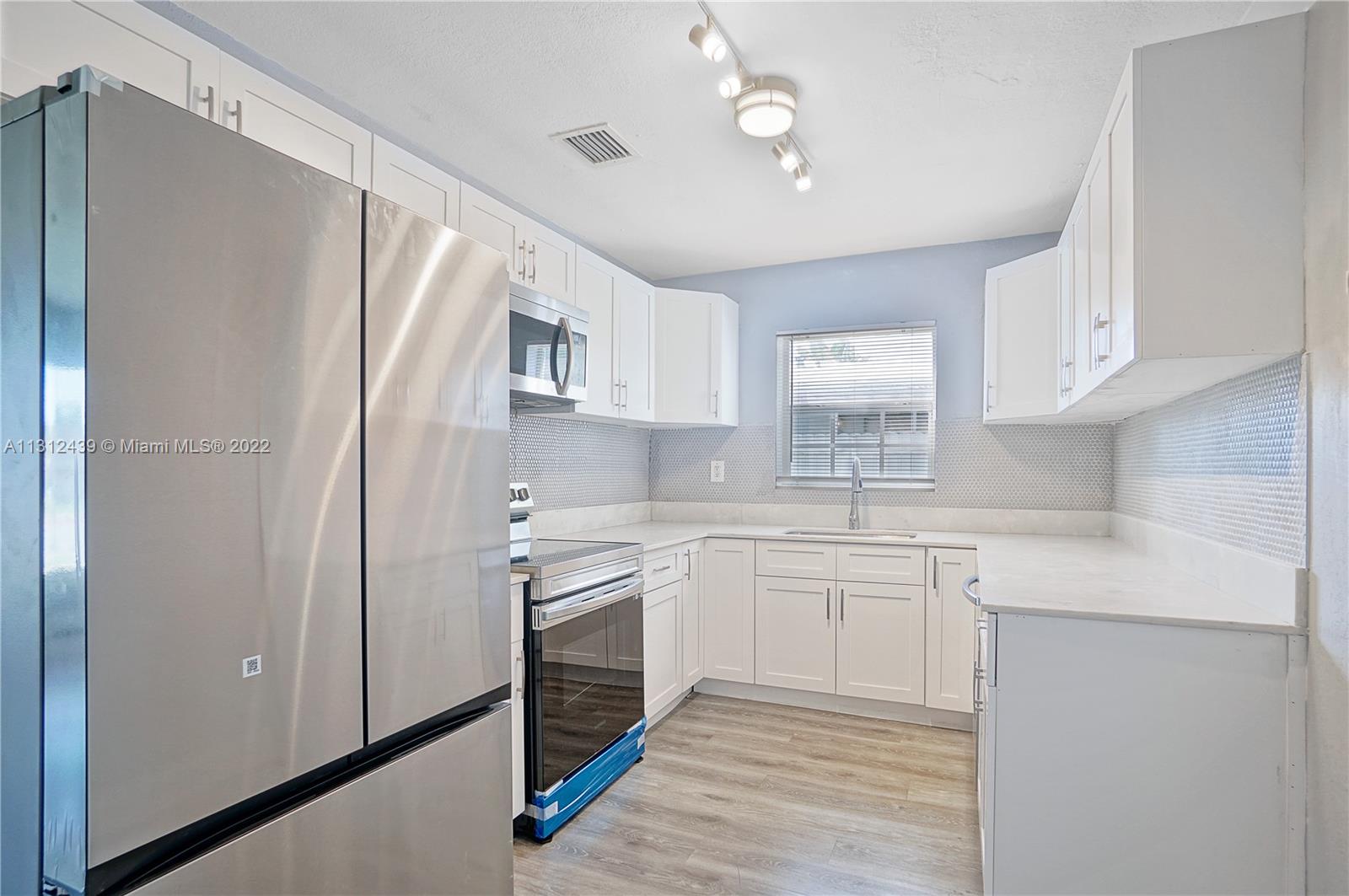 MANSIONETTE HOMES - Residential