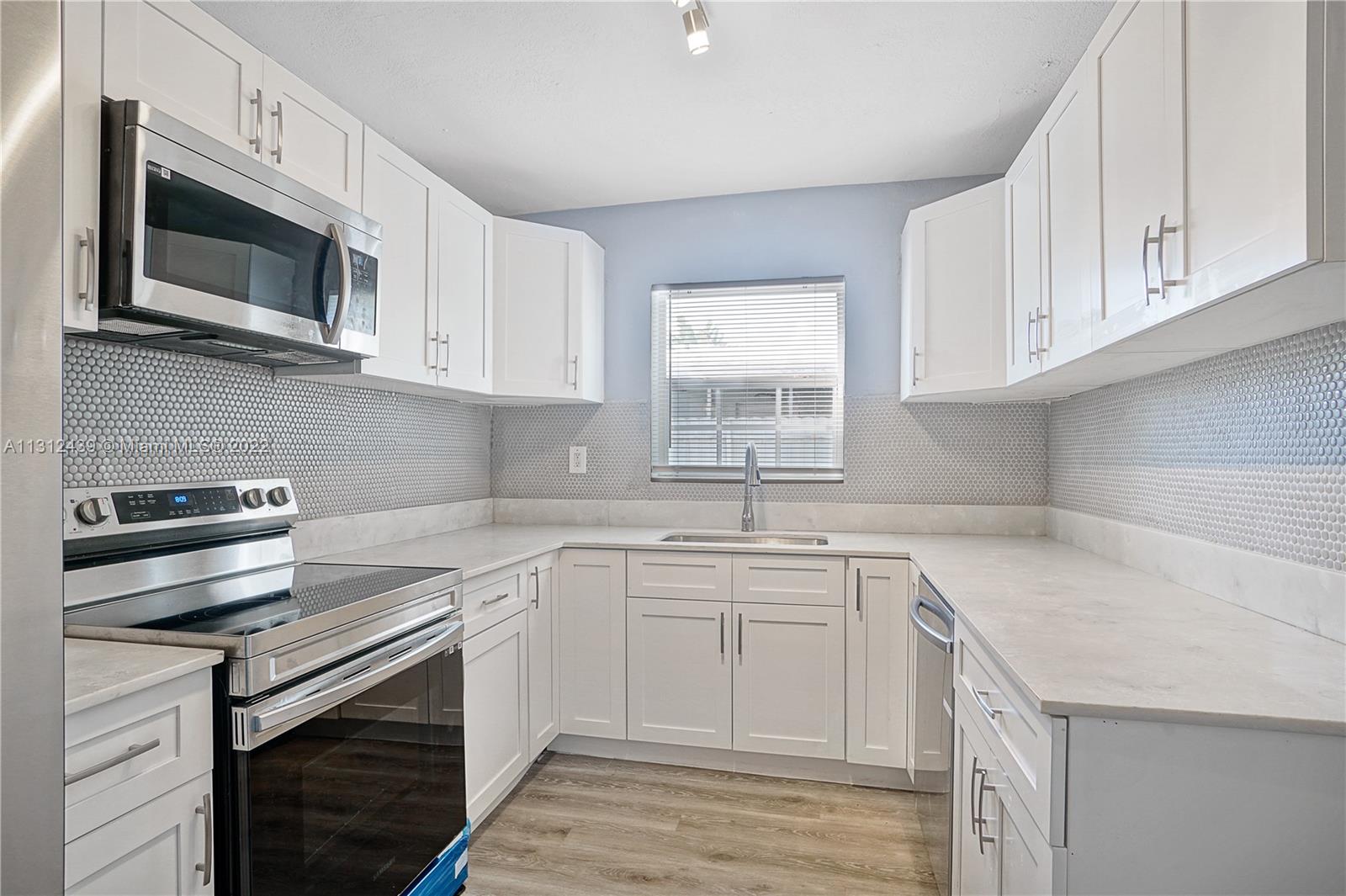 MANSIONETTE HOMES - Residential