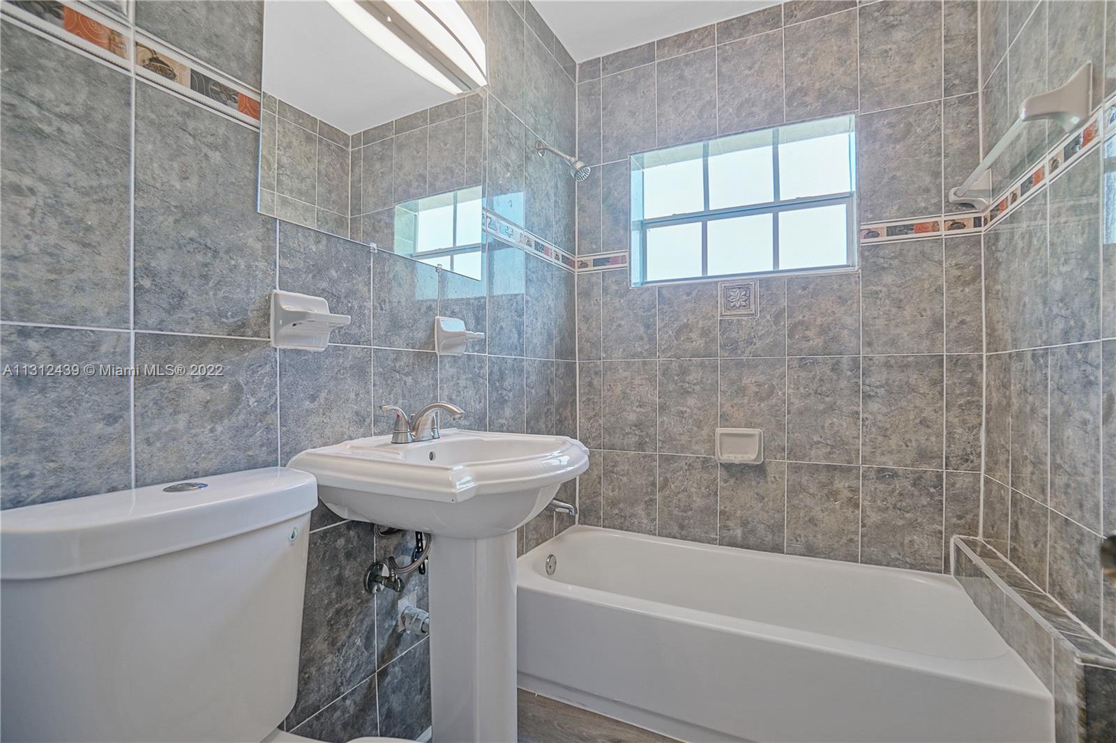 MANSIONETTE HOMES - Residential