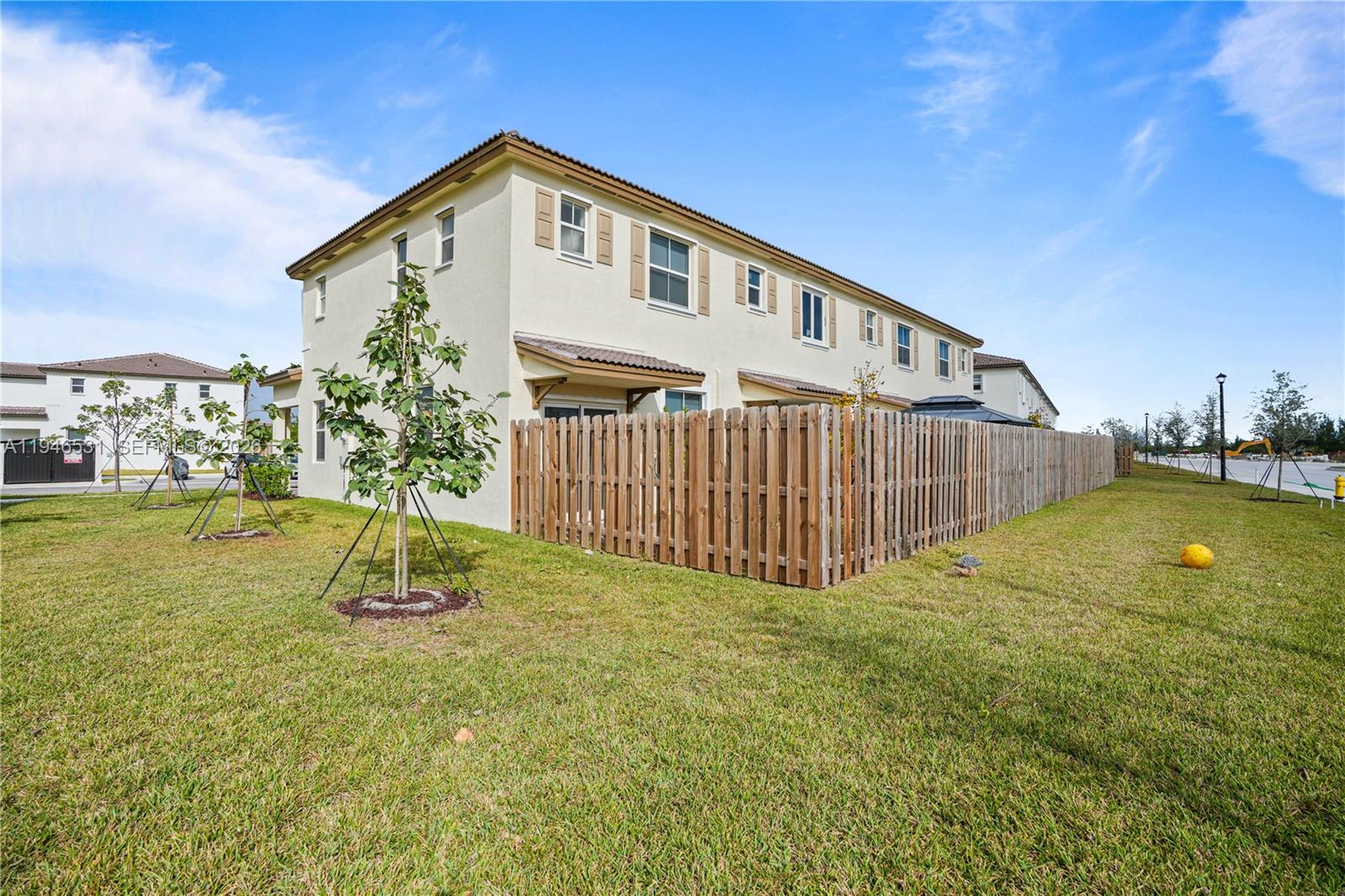 SILVER PALM RESIDENTIAL H - Residential Income