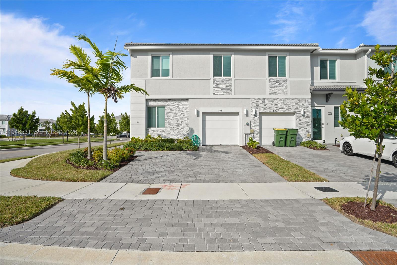 SILVER PALM RESIDENTIAL H - Residential Income