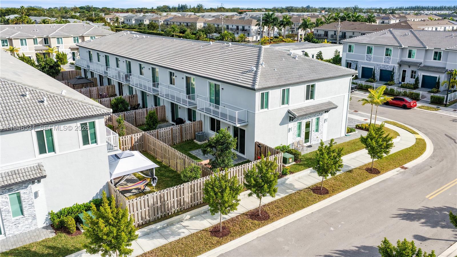 SILVER PALM RESIDENTIAL H - Residential Income