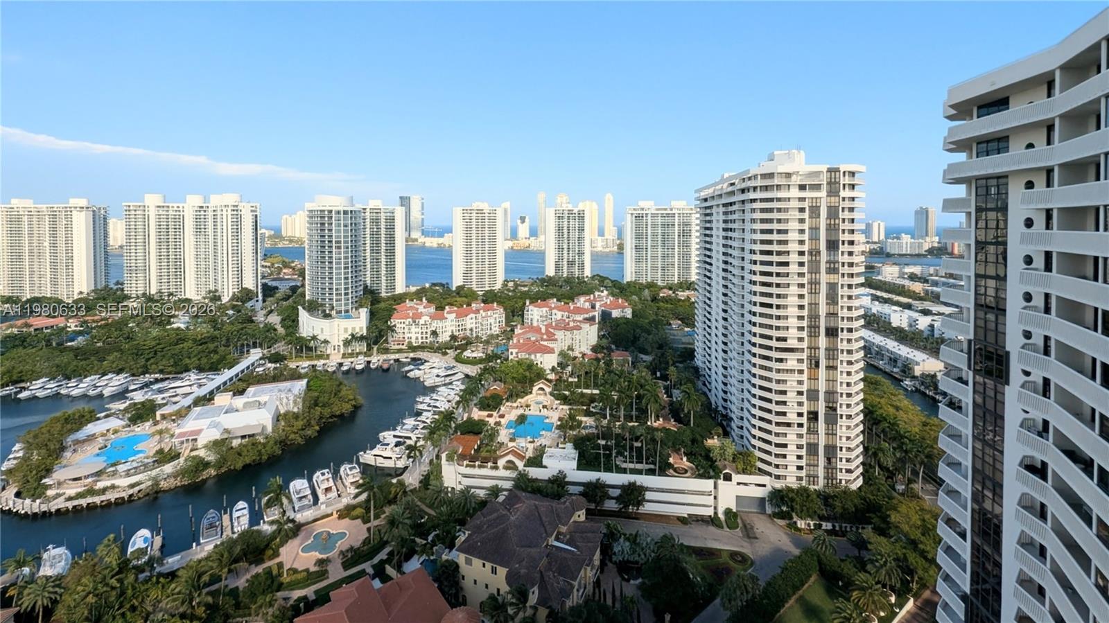 1000 ISL BLVD WILLIAMS IS - Residential