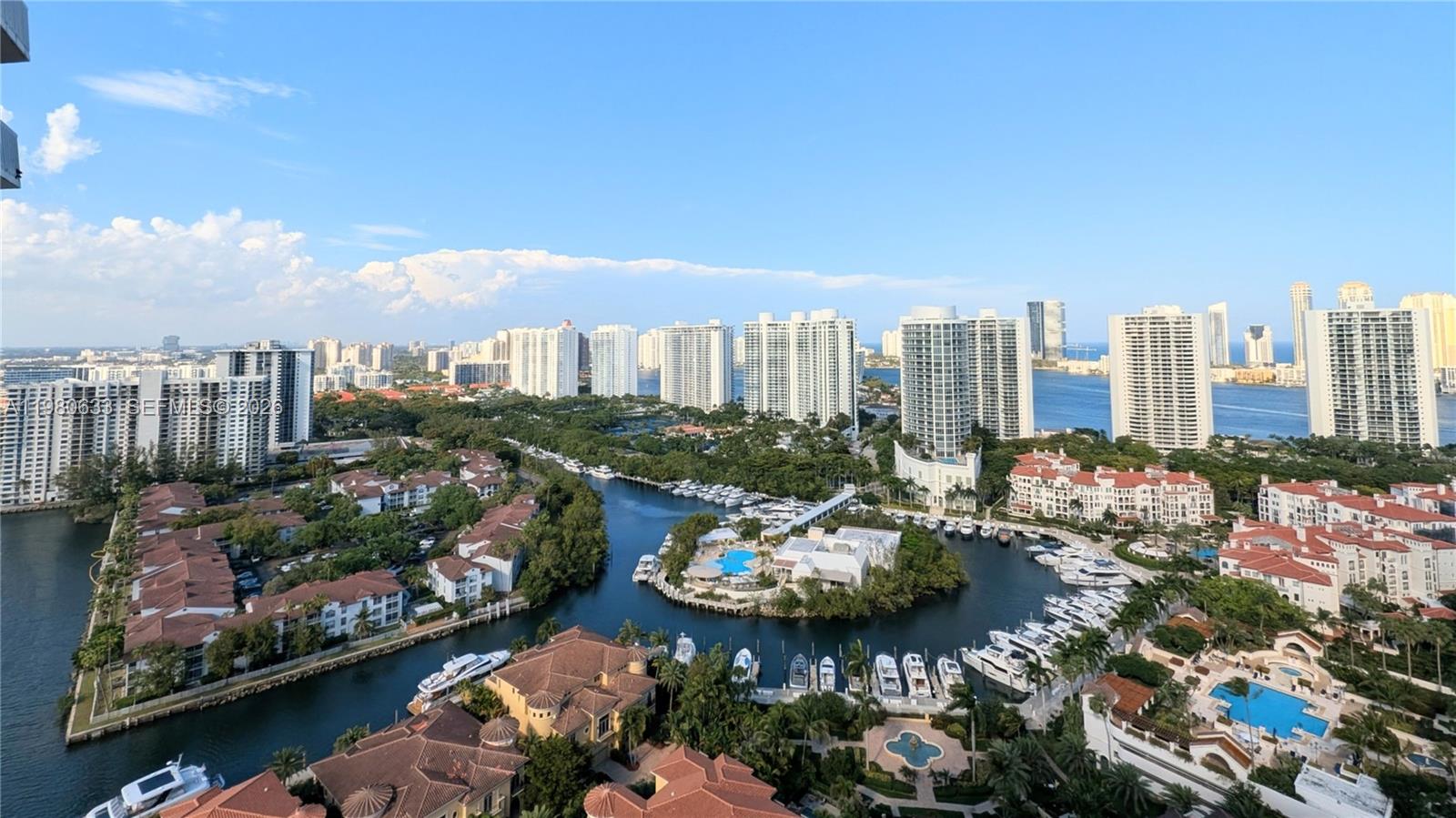 1000 ISL BLVD WILLIAMS IS - Residential