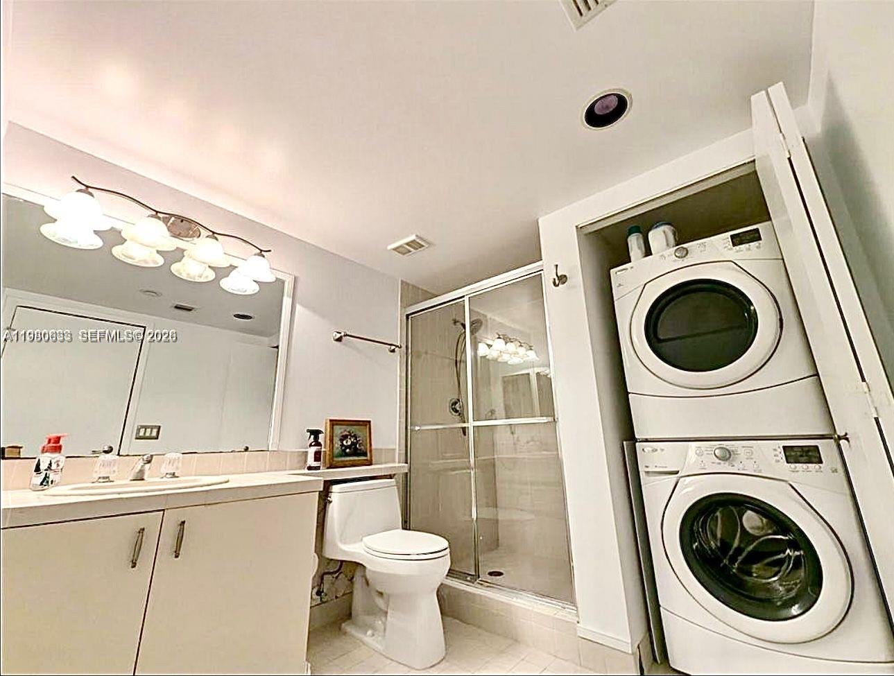 1000 ISL BLVD WILLIAMS IS - Residential