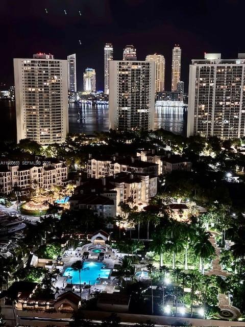 1000 W Island Blvd 2908