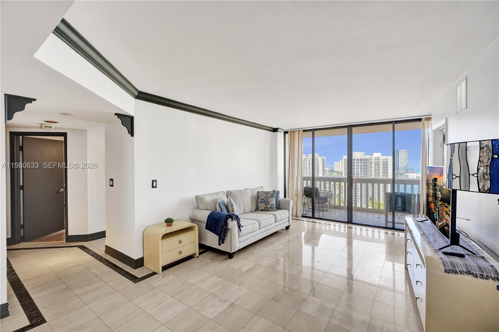 1000 ISL BLVD WILLIAMS IS - Residential