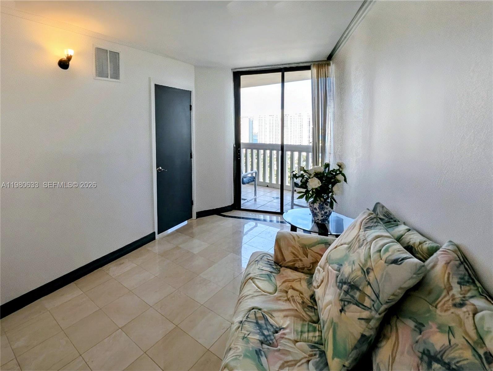 1000 ISL BLVD WILLIAMS IS - Residential