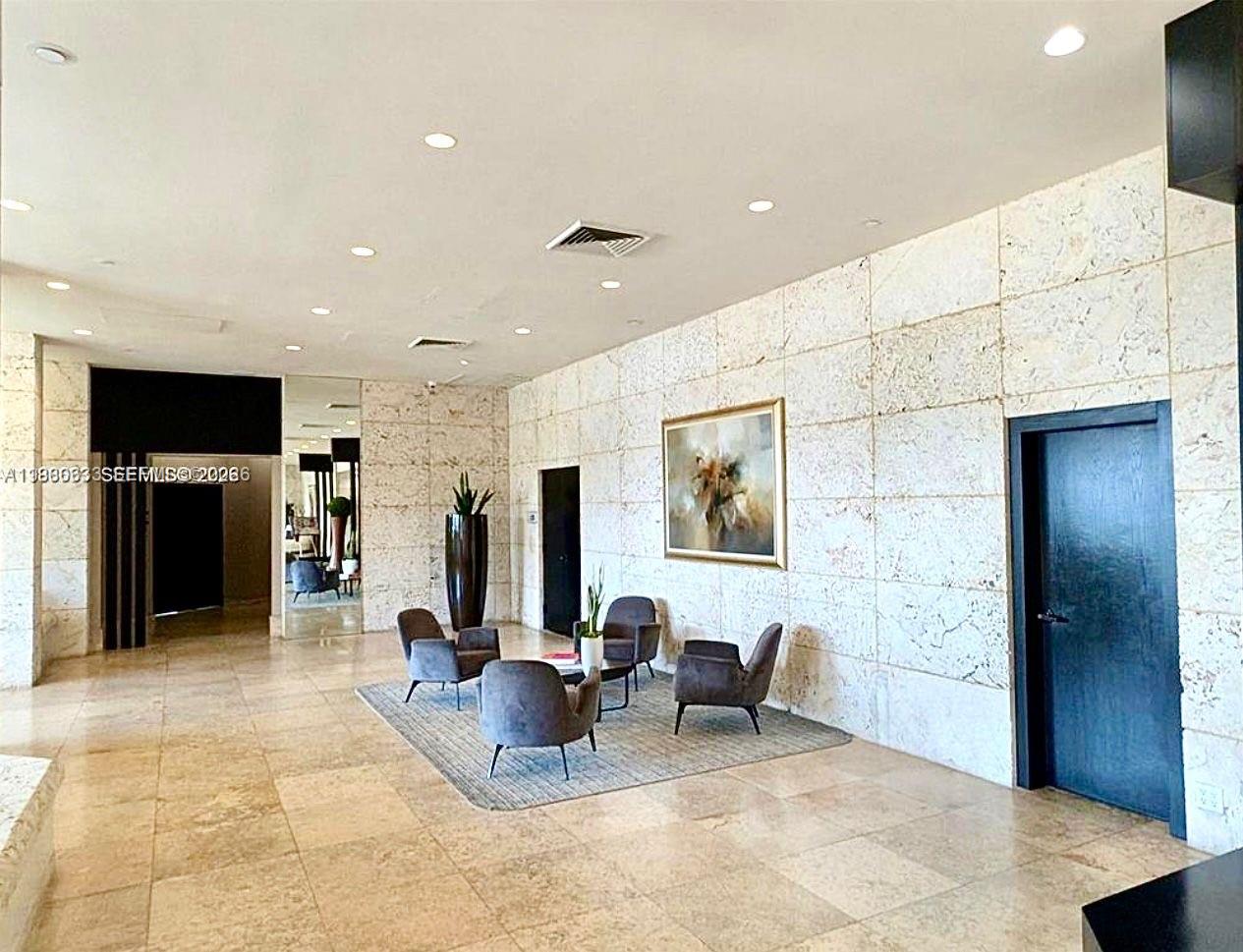 1000 ISL BLVD WILLIAMS IS - Residential