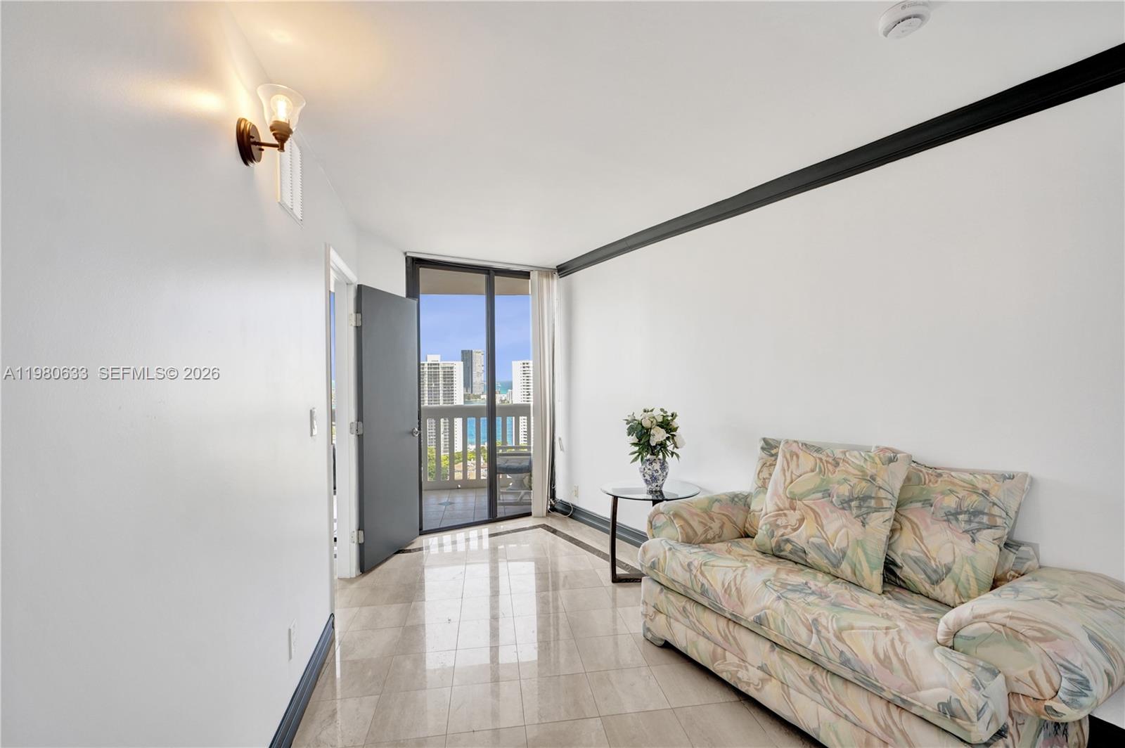 1000 ISL BLVD WILLIAMS IS - Residential