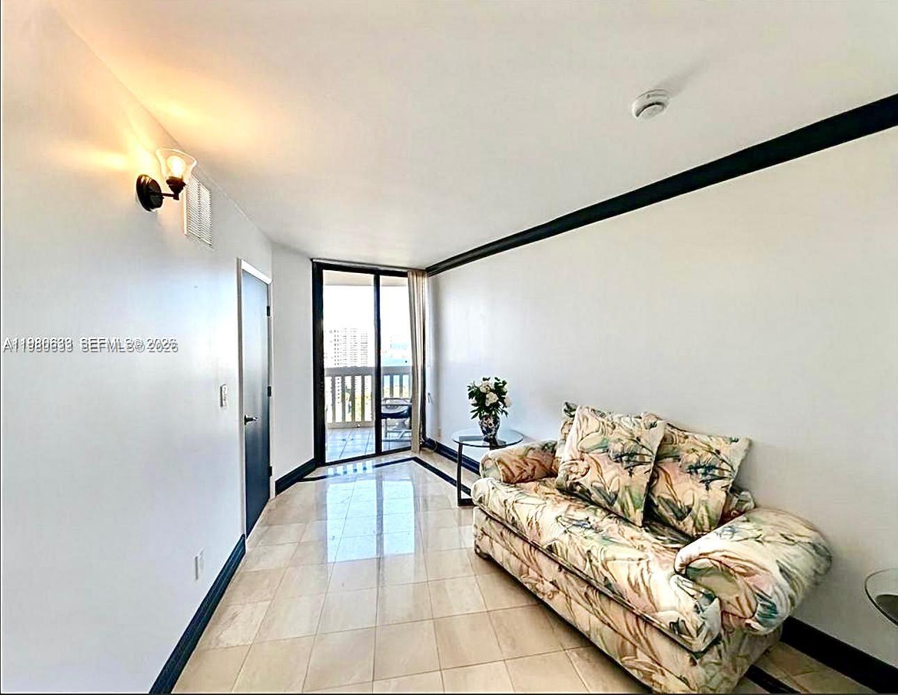 1000 ISL BLVD WILLIAMS IS - Residential