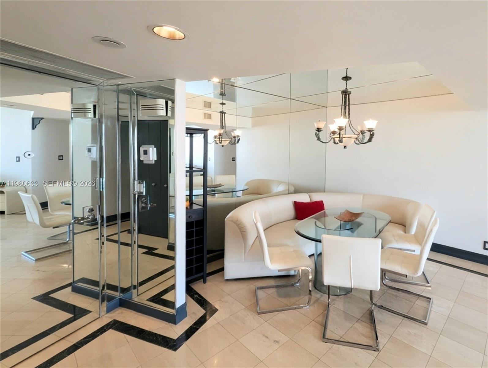 1000 ISL BLVD WILLIAMS IS - Residential