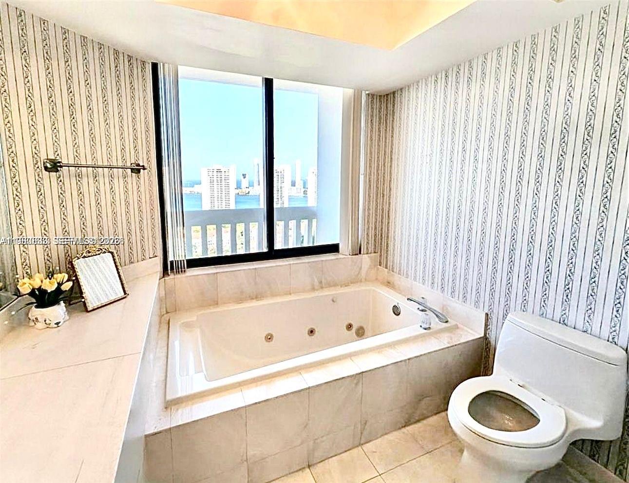 1000 ISL BLVD WILLIAMS IS - Residential