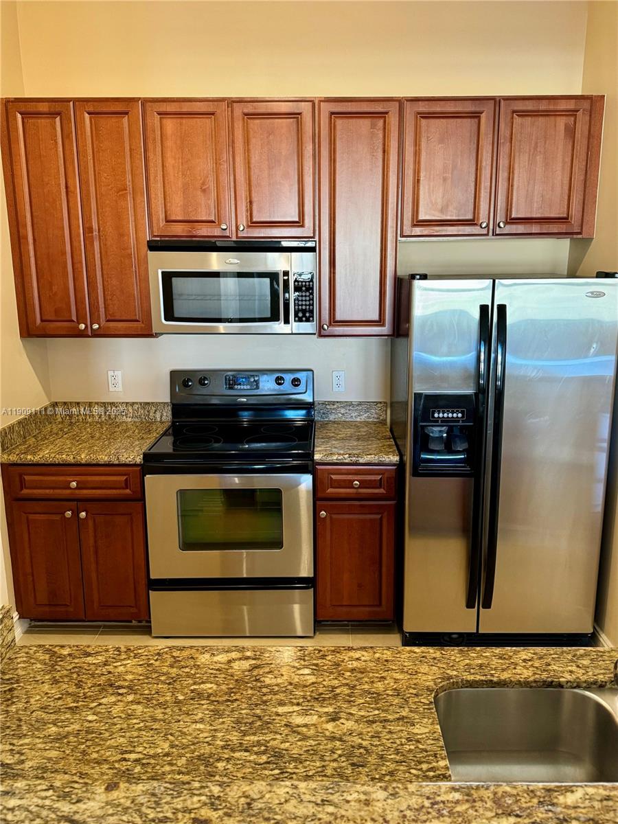 ALAQUA CONDO - Residential Lease