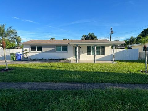 Photo of 6900 SW 3rd St, Pembroke Pines, FL 33023 (MLS # A11876656)