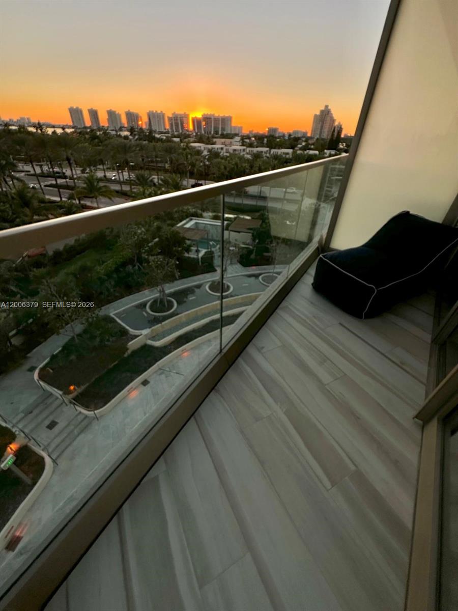 18975 COLLINS CONDO - Residential