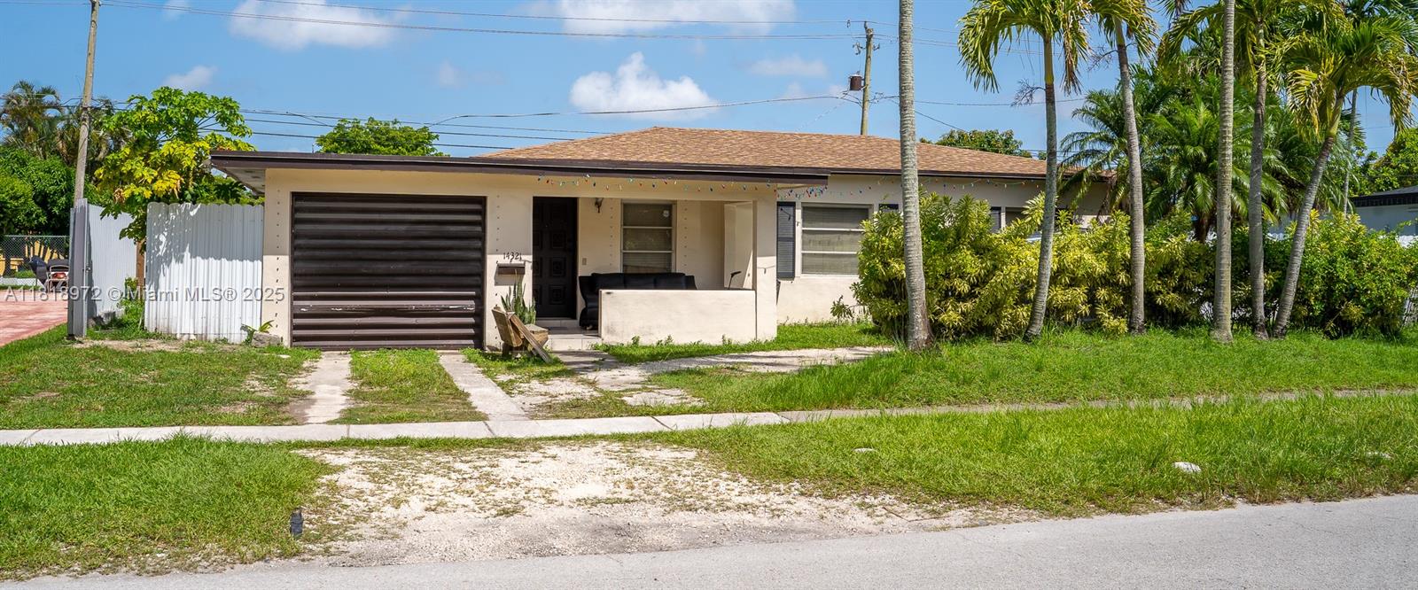 14321 Boggs Dr, Miami, Broward County, Florida - 5 Bedrooms  
2 Bathrooms - 