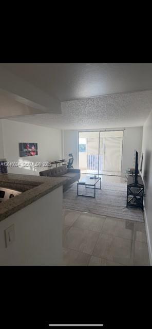 16450 Miami Dr 704