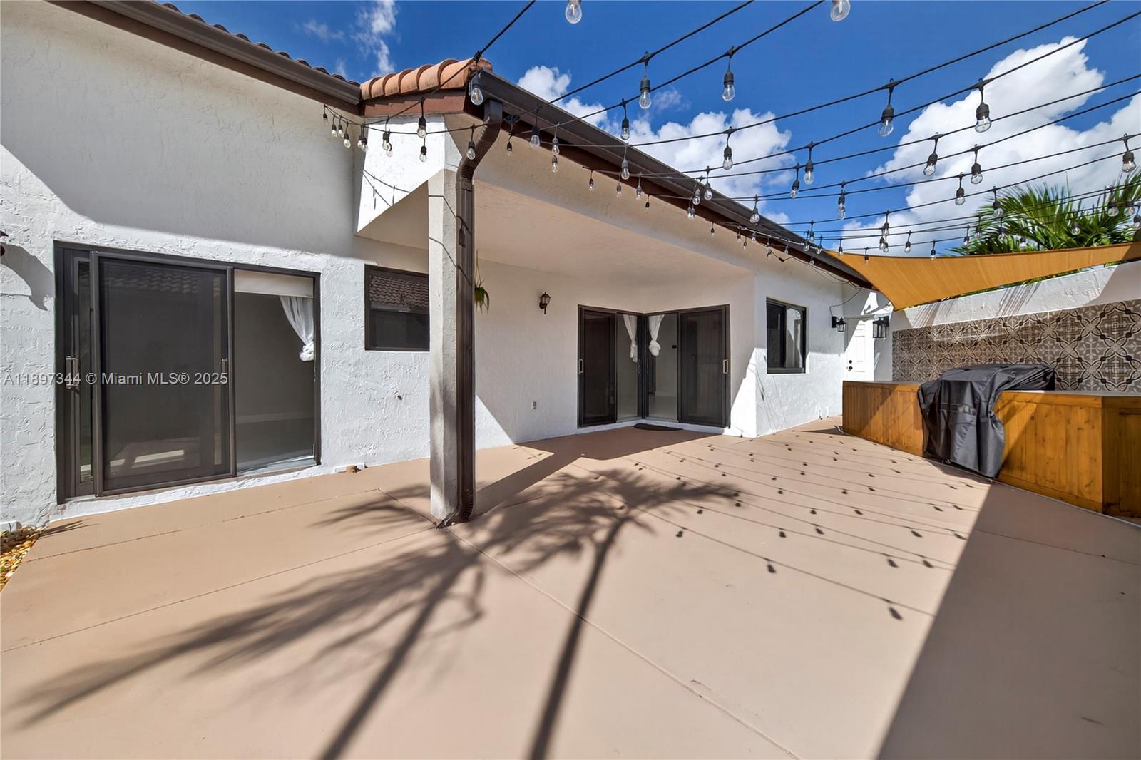 WATERFORD - Residential Lease