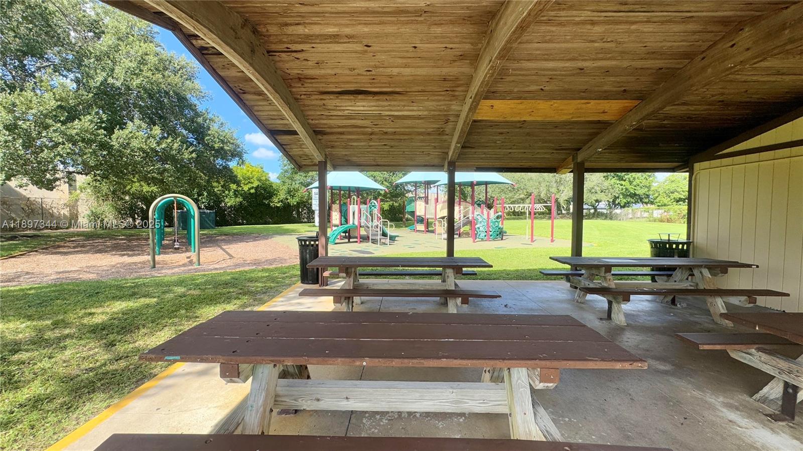 WATERFORD - Residential Lease