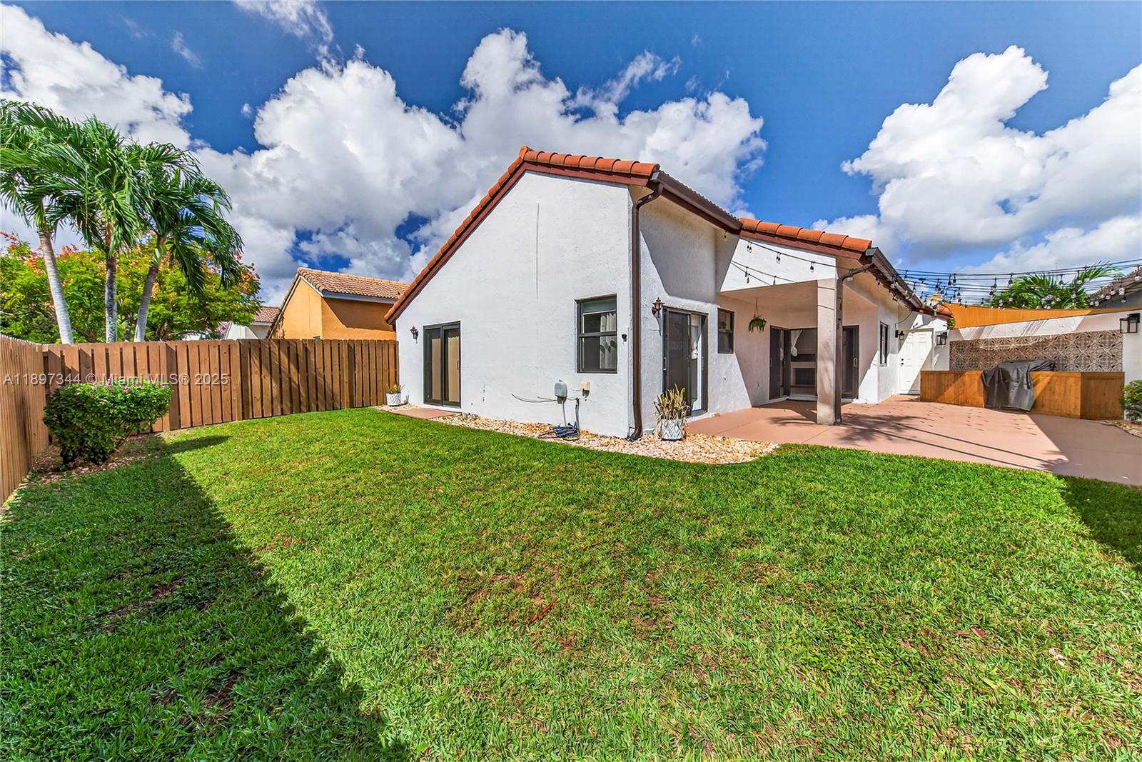 WATERFORD - Residential Lease