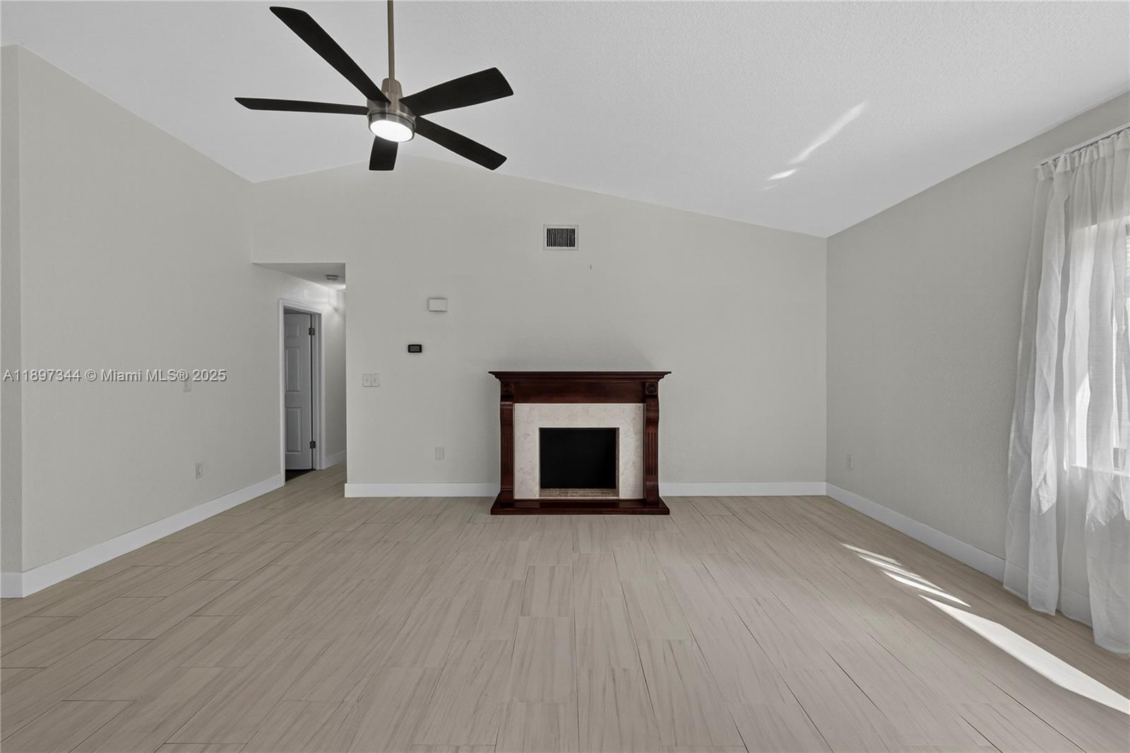 WATERFORD - Residential Lease