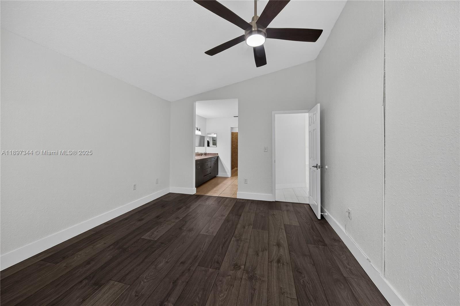 WATERFORD - Residential Lease