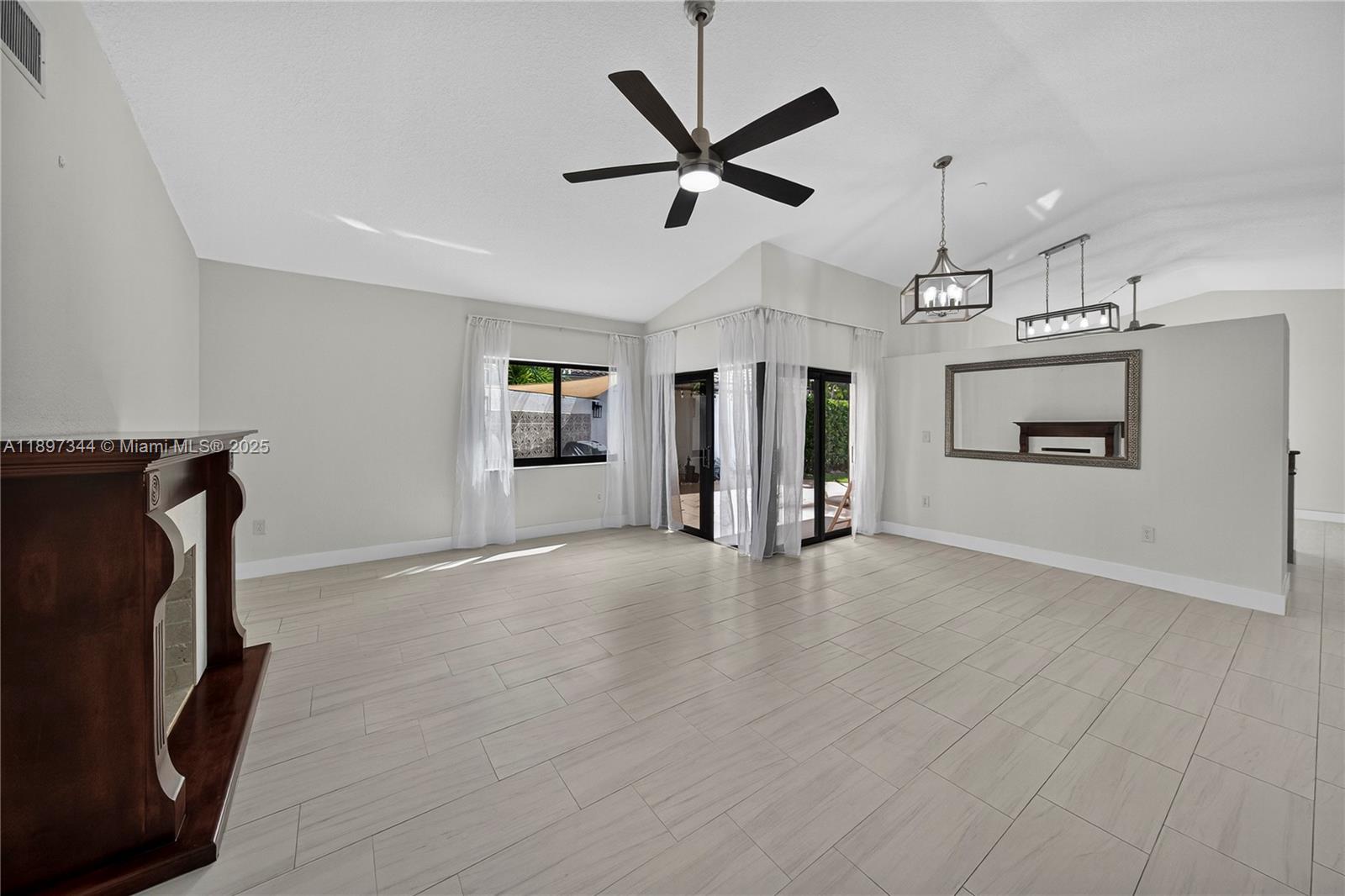 WATERFORD - Residential Lease