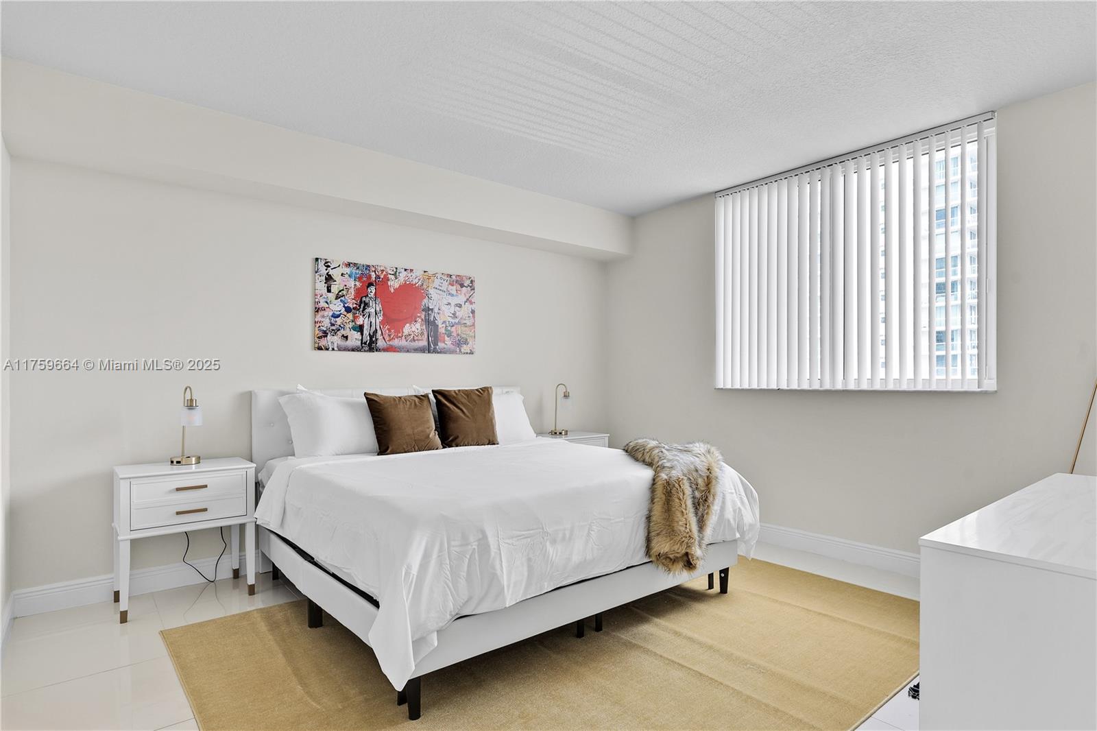 TERRAZAS RIVERPARK VILLAG - Residential