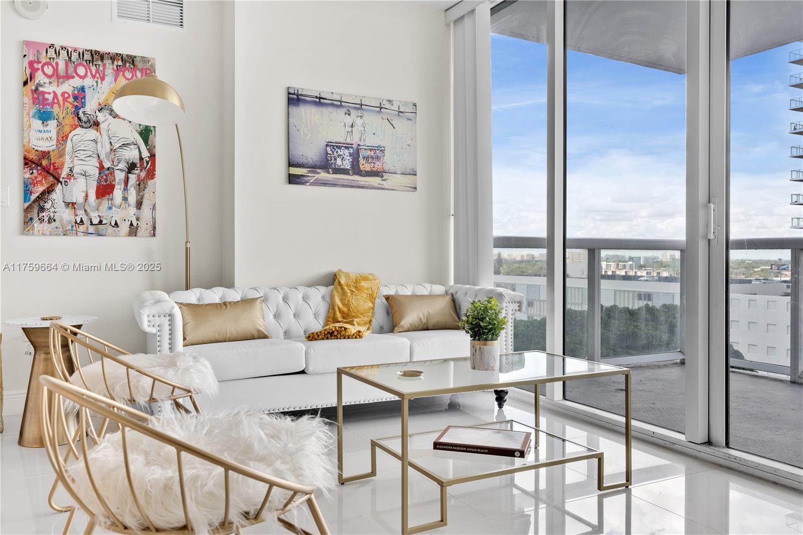 TERRAZAS RIVERPARK VILLAG - Residential